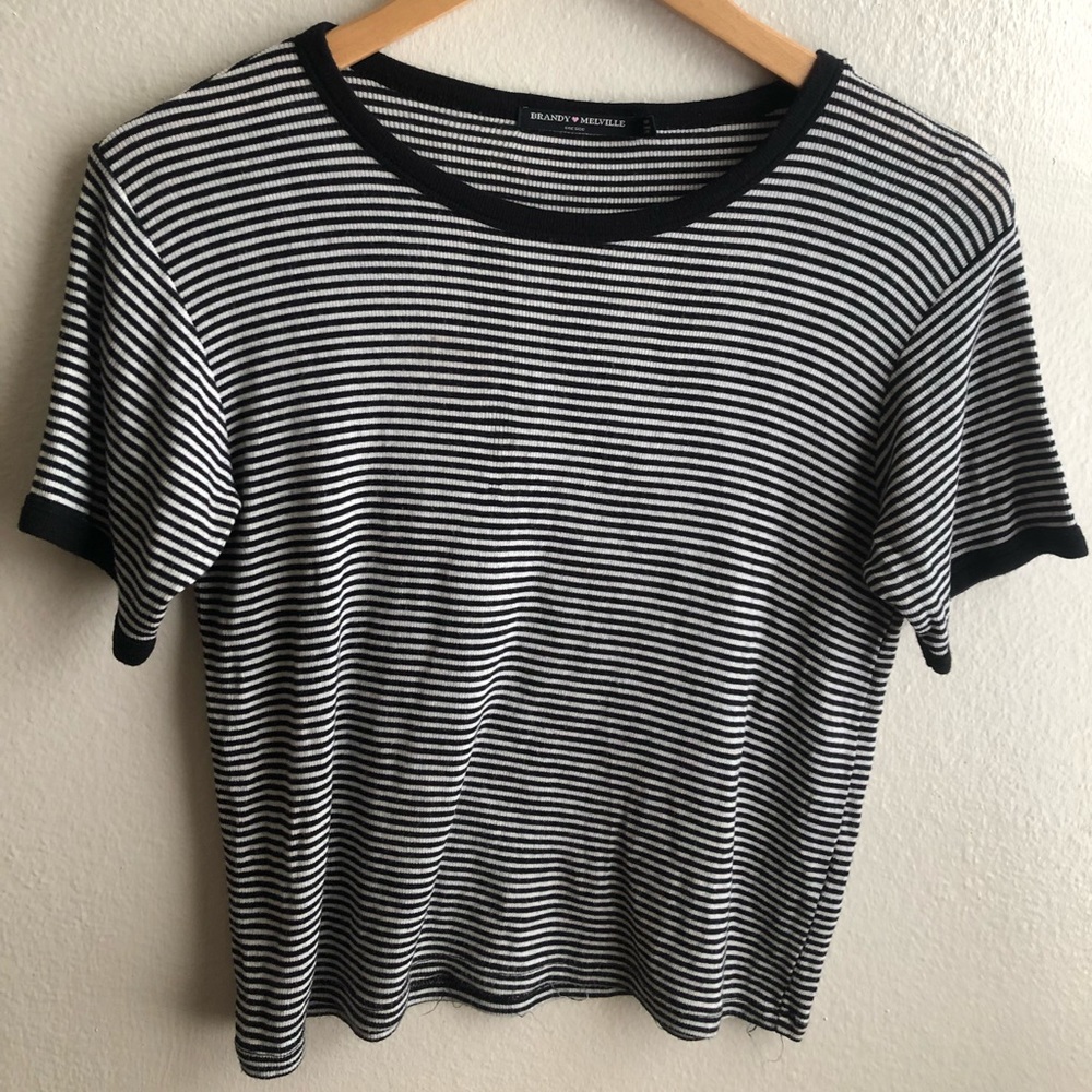 Brandy Melville Crop Tee